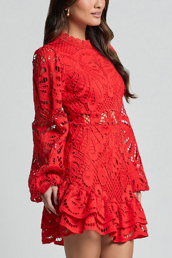 Vestido Isabela – Mini de Renda com Manga Longa e Cintura Ajustada - Priya