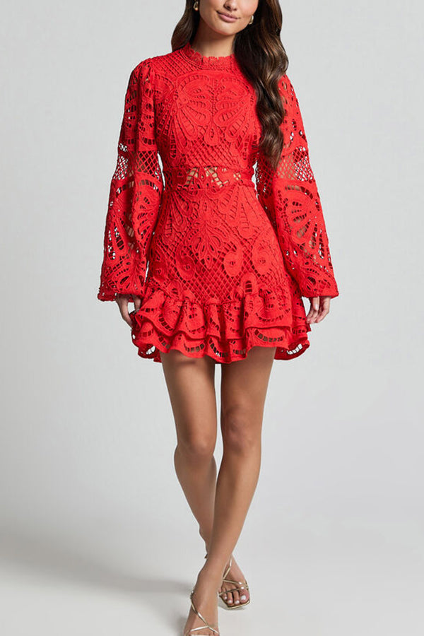 Vestido Isabela – Mini de Renda com Manga Longa e Cintura Ajustada - Priya